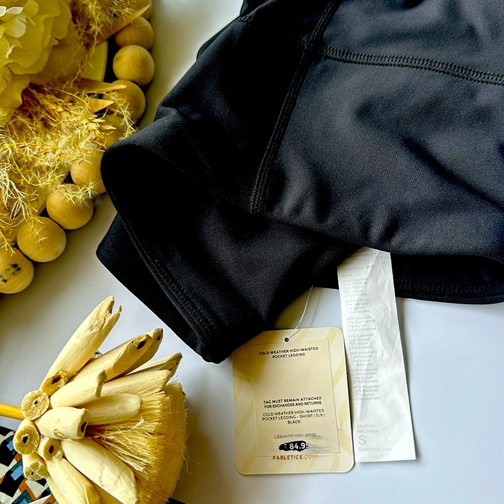 Fabletics Nwt - image 1